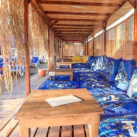 Ξενοδοχείο με διαμερίσματα Malibeach Seferihisar