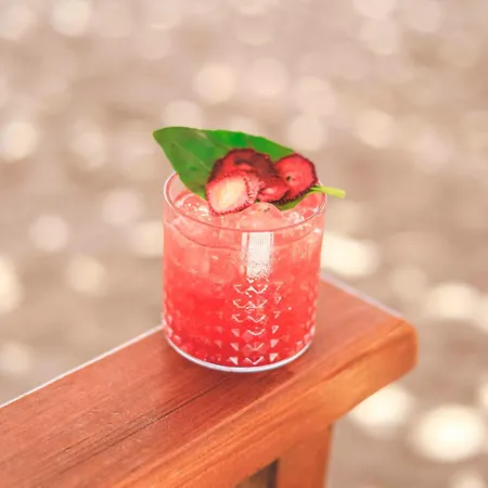 Ξενοδοχείο με διαμερίσματα Malibeach Seferihisar